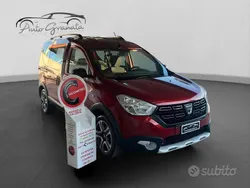 Rosso Usata 2019 Dacia Dokker Stepway Furgone | 11.990 € (Buon prezzo)