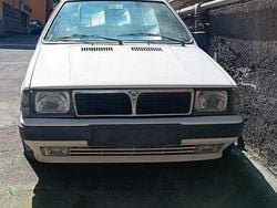 Bianco Usata 1986 Lancia Prisma Tre volumi | 2399 €