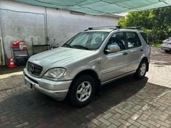 Argento Usata 2000 Mercedes ML320 SUV | 4500 € (Buon prezzo)