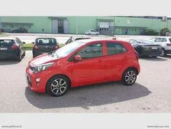 Rosso Usata 2023 Kia Picanto X-Line Due volumi | 13.500 € (Buon prezzo)
