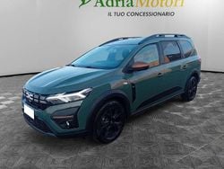 Verde Usata 2024 Dacia Logan MCV Comfort Station wagon | 12.900 €