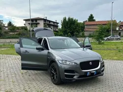 Usata 2017 Jaguar F-Pace Pure SUV | 17.500 € (Buon prezzo)