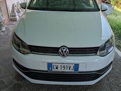Bianco Usata 2014 VW Polo Comfortline Tre volumi | 8900 € (Buon prezzo)