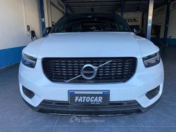 Bianco Usata 2020 Volvo XC40 R-Design SUV | 26.800 € (Buon prezzo)