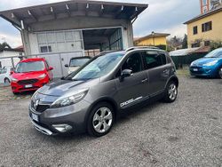 Grigio Usata 2015 Renault Scénic III Monovolume | 5900 € (Buon prezzo)