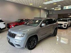 Grigio Usata 2018 Jeep Grand Cherokee SUV | 24.500 € (Buon prezzo)
