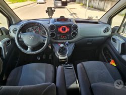 Grigio Usata 2011 Peugeot Partner Tepee Monovolume | 6500 € (Buon prezzo)