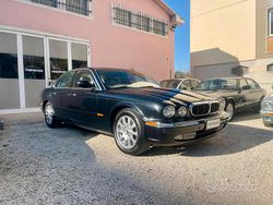 Nero Usata 2003 Jaguar XJ6 Tre volumi | 6900 €