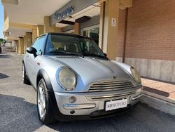 Argento Usata 2002 Mini Cooper Due volumi | 2950 € (Buon prezzo)