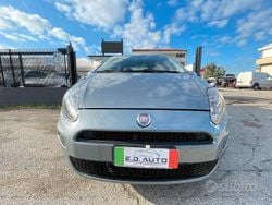 Grigio Usata 2013 Fiat Punto Lounge Tre volumi | 3990 € (Buon prezzo)