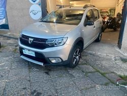 Grigio Usata 2018 Dacia Sandero Tre volumi | 8999 € (Buon prezzo)