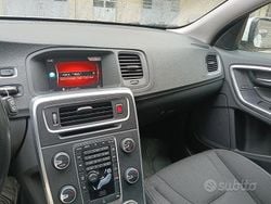 Bianco Usata 2017 Volvo V60 Summum Station wagon | 11.000 € (Buon prezzo)