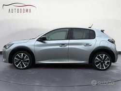 Grigio Usata 2020 Peugeot 208 GT-line Due volumi | 14.900 € (Molto cara)