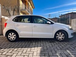 Bianco Usata 2010 VW Polo Trendline Tre volumi | 4000 € (Buon prezzo)