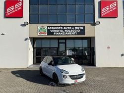 Bianco Usata 2017 Opel Adam Due volumi | 8900 € (Buon prezzo)