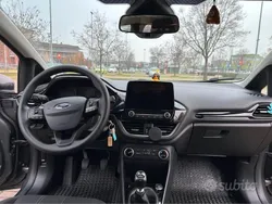 Grigio Usata 2019 Ford Fiesta Vignale Due volumi | 10.000 € (Super prezzo)