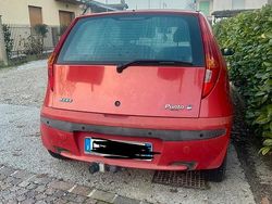 Rosso Usata 2003 Fiat Punto Due volumi | 1000 €