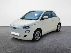 Bianco Usata 2023 Fiat 500e Due volumi | 20.500 € (Buon prezzo)