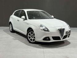 Bianco Usata 2013 Alfa Romeo Giulietta Progression Tre volumi | 6999 € (Buon prezzo)