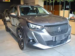 Grigio Usata 2020 Peugeot 2008 Allure SUV | 19.500 € (Buon prezzo)