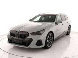Grigio met. Usata 2025 BMW 520 M Sport Station wagon | 62.200 € (Buon prezzo)
