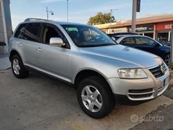 Argento Usata 2004 VW Touareg R SUV | 5900 € (Molto cara)