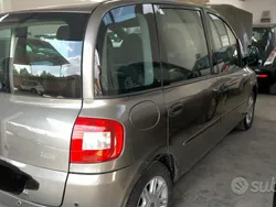 Usata 2010 Fiat Multipla Monovolume | 5000 € (Molto cara)