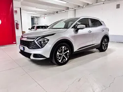Grigio Usata 2023 Kia Sportage Style SUV | 29.900 € (Buon prezzo)