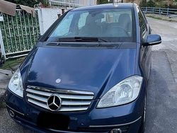 Blu Usata 2011 Mercedes A160 Due volumi | 3000 € (Ottimo prezzo)