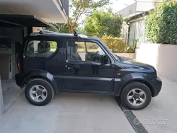 Usata 2007 Suzuki Jimny SUV | 9700 € (Buon prezzo)