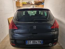 Grigio Usata 2010 Peugeot 3008 Monovolume | 5000 € (Buon prezzo)