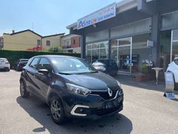Grigio Usata 2018 Renault Captur Intens SUV | 11.900 € (Buon prezzo)
