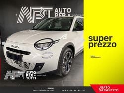 Bianco Usata 2024 Fiat 600 La Prima SUV | 22.500 € (Buon prezzo)