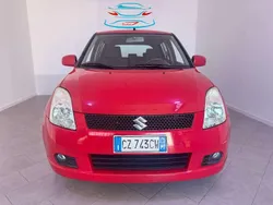 Rosso Usata 2006 Suzuki Swift GLX Tre volumi | 2990 € (Buon prezzo)