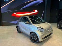 Argento Usata 2017 Smart ForTwo Coupé Passion Due volumi | 14.990 € (Buon prezzo)