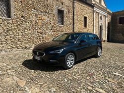 Nero Usata 2022 Seat Leon Due volumi | 12.990 € (Buon prezzo)