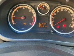 Nero Usata 2010 Opel Corsa Tre volumi | 2500 €