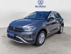Indium grey metallizzato deep Usata 2022 VW T-Roc Life SUV | 23.500 € (Buon prezzo)