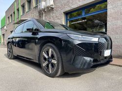 Black sapphire metallizzato Usata 2023 BMW iX Comfort Edition SUV | 66.000 € (Molto cara)