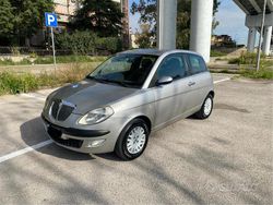 Usata 2006 Lancia Ypsilon Due volumi | 2000 €