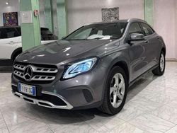 Grigio Usata 2019 Mercedes GLA200 SUV | 19.900 € (Buon prezzo)