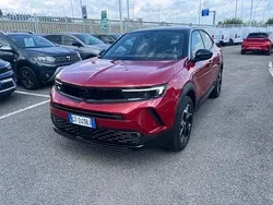 Rosso Usata 2024 Opel Mokka Ultimate SUV | 19.490 € (Buon prezzo)