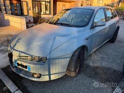 Usata 2006 Alfa Romeo 159 Station wagon | 800 € (Super prezzo)