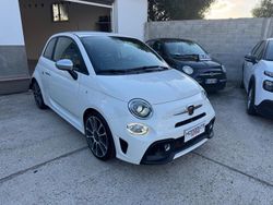 Bianco Usata 2022 Abarth 595 Due volumi | 20.499 € (Buon prezzo)
