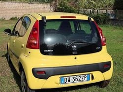 Giallo Usata 2009 Peugeot 107 Due volumi | 3800 € (Buon prezzo)