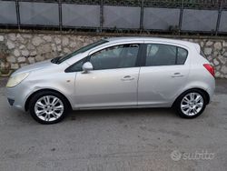 Grigio Usata 2008 Opel Corsa Due volumi | 2000 € (Buon prezzo)