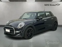 Enigmatic black metallic Usata 2021 Mini Cooper Business Due volumi | 24.790 € (Molto cara)