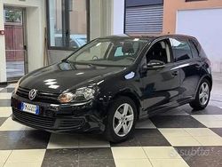Nero Usata 2010 VW Golf VI United Tre volumi | 6490 € (Buon prezzo)