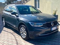 Grigio Usata 2021 VW Tiguan Life SUV | 25.500 € (Buon prezzo)
