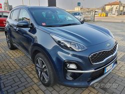 Blu Usata 2019 Kia Sportage SUV | 17.000 € (Buon prezzo)